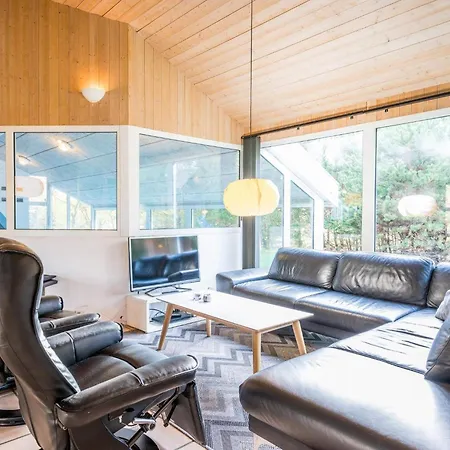 Holiday Xliii Holiday home *